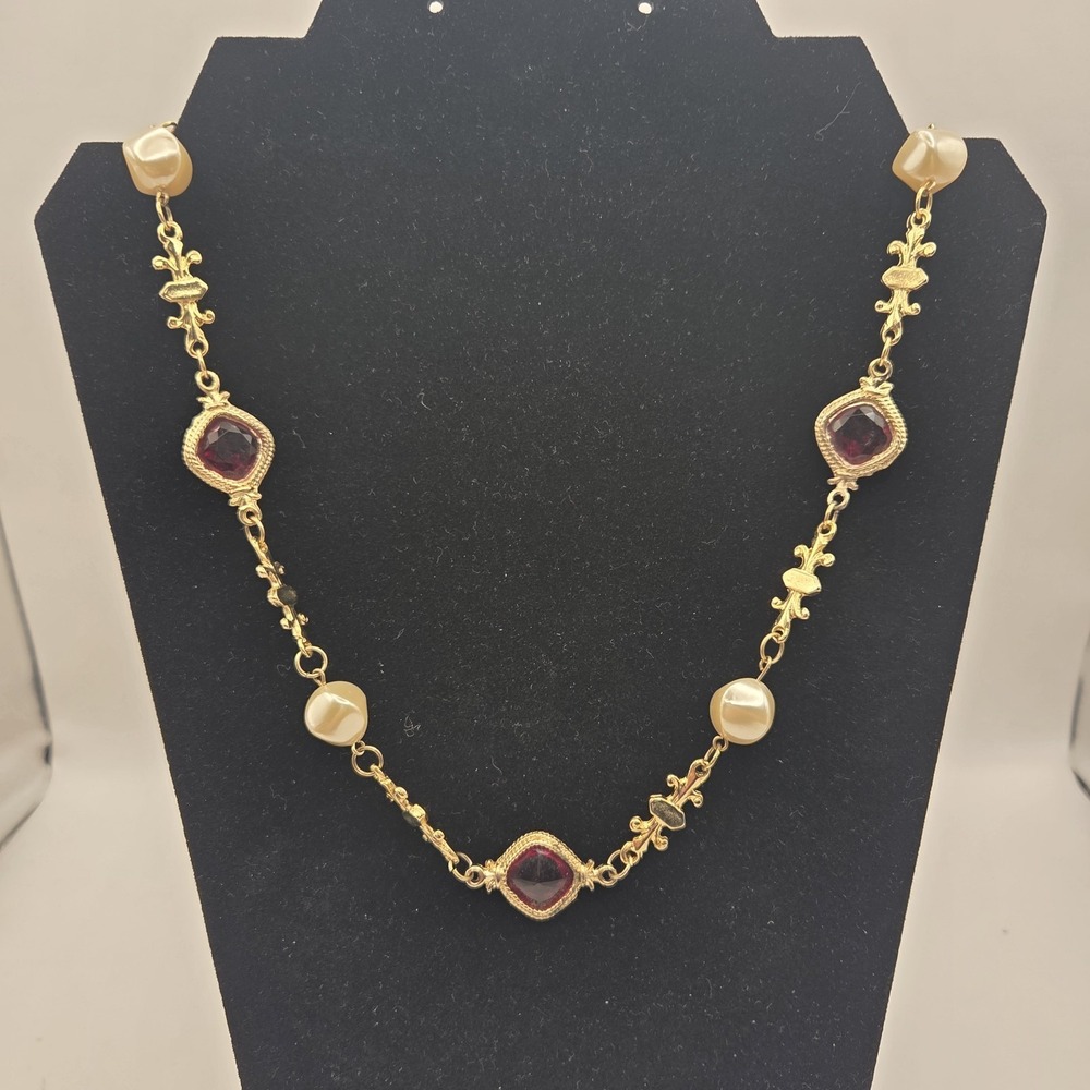 Unbranded VTG Gold Tone Faux Pearl Red Glass Station Necklace